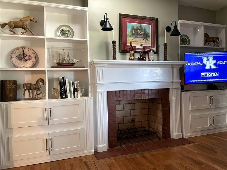 The Bourbon & Horse Country Epicenter Frankfort Exterior foto